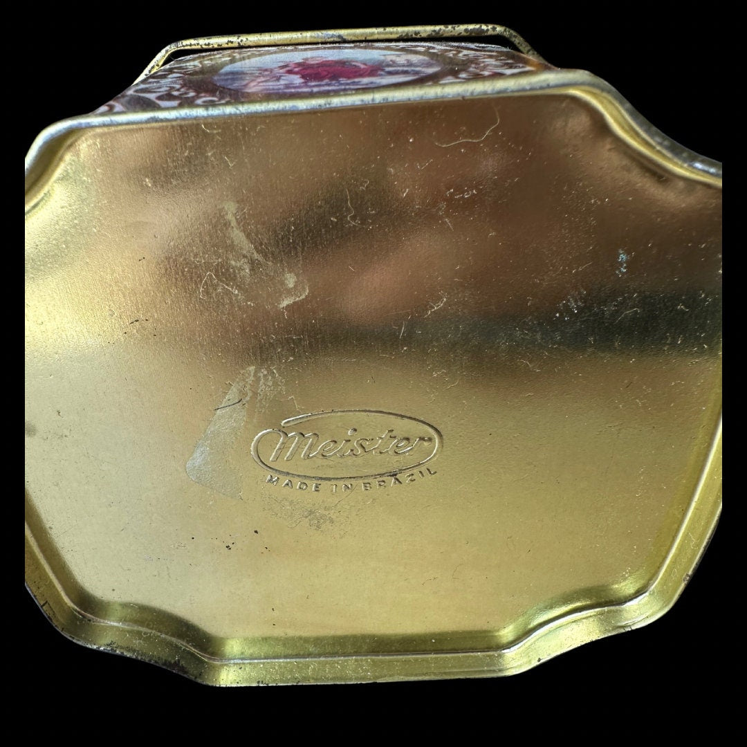 Vintage Meister Brazil 8 Sided Cupid Cherubs in Garden Couple Decorative Lid Tin