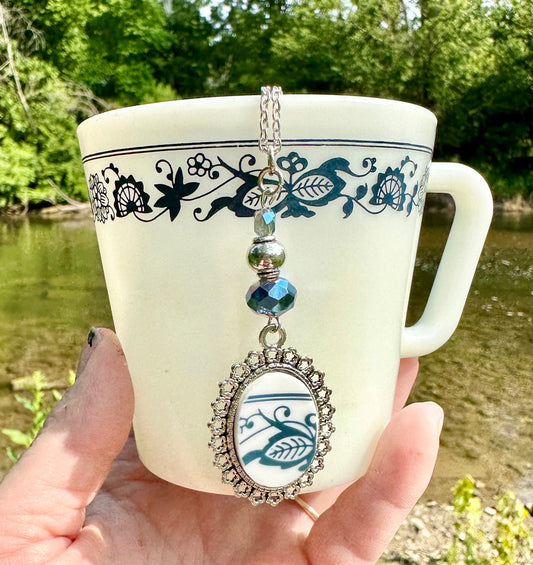Beautiful one of a kind 1970s Correlle Old Town Blue, Onion Pattern Pendant necklace with silver findings and blue iridescent beads