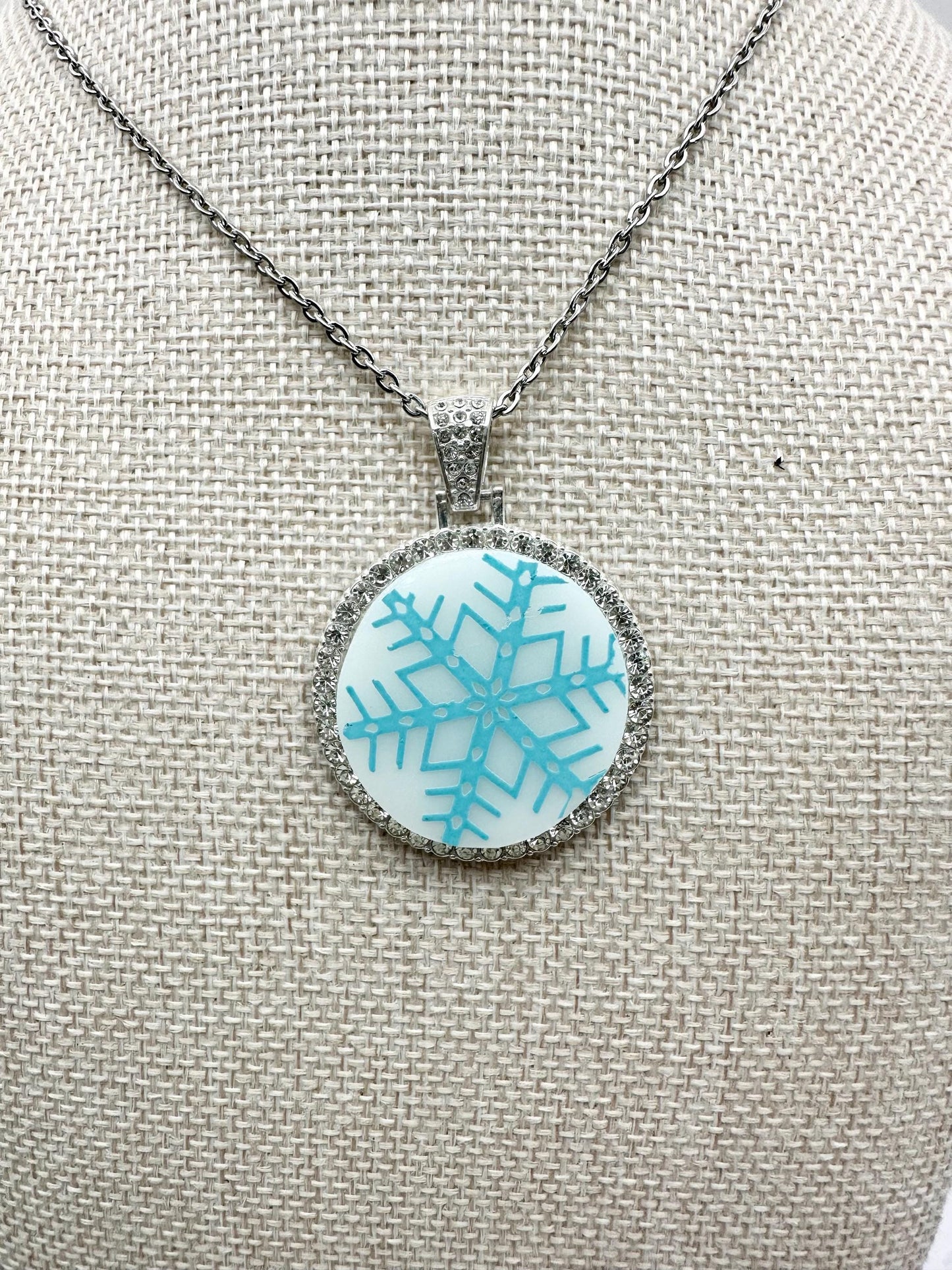 One of a kind 1956 Pyrex Snowflake Turquoise on on Rhinestone Round Pendant Necklace