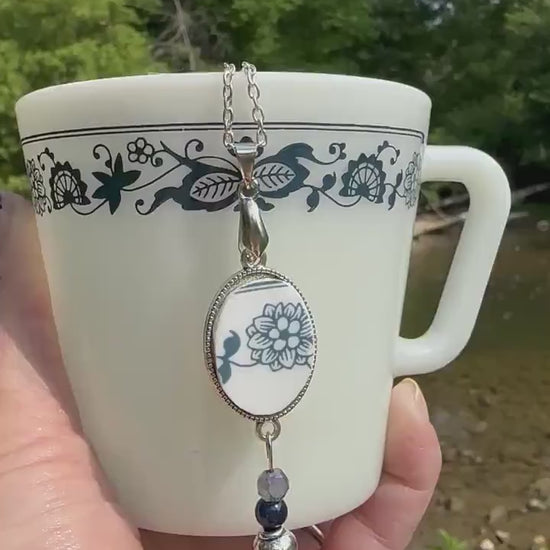 Beautiful one of a kind 1970s Correlle Old Town Blue, Onion Pattern Pendant necklace with silver findings and glass beads