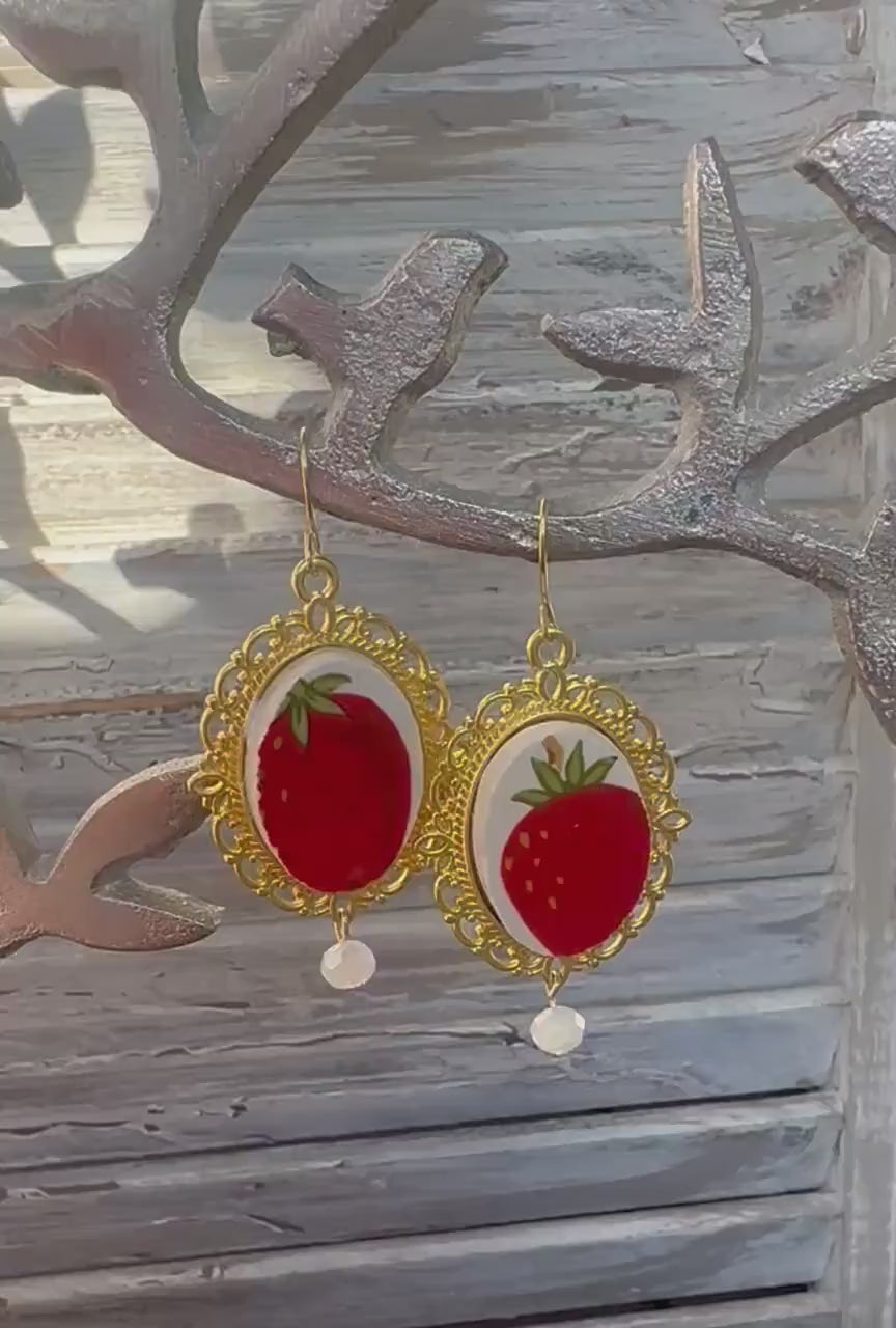 Vintage Sheffield Strawberries and Cream Plate Broken China Earrings
